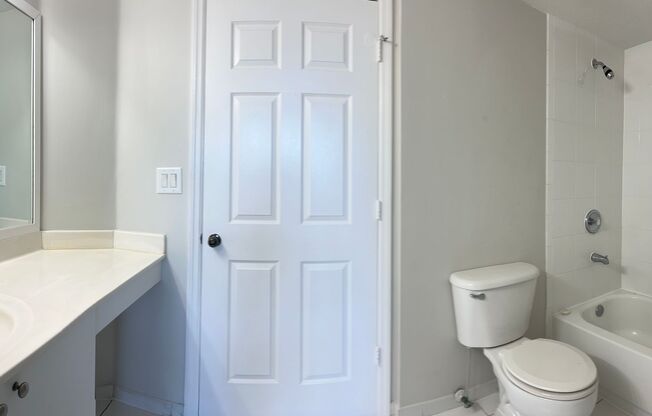 2 beds, 2 baths, 1,204 sqft, $2,019, Unit 10136-B3 - Bostonian