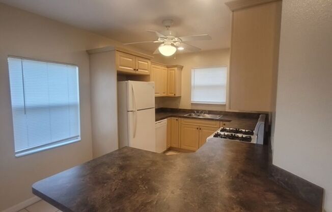 2 beds, 2 baths, $1,850