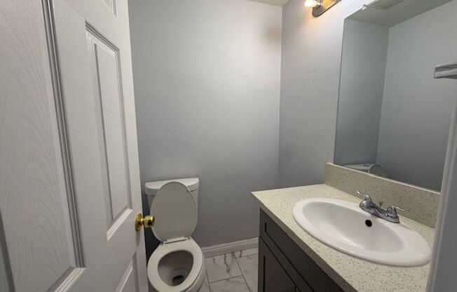 Remodeled Condo in Tustin