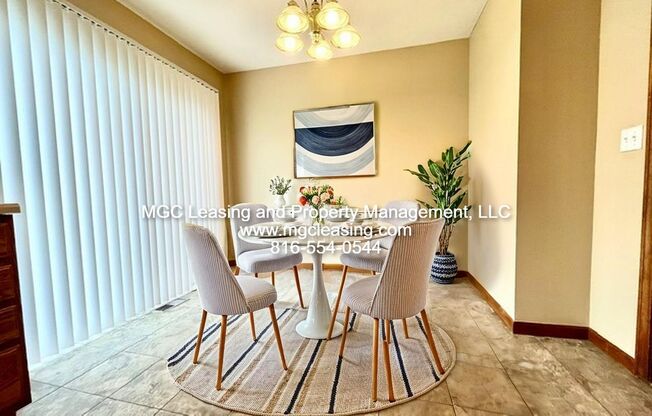 503 509 N FOXRIDGE DR