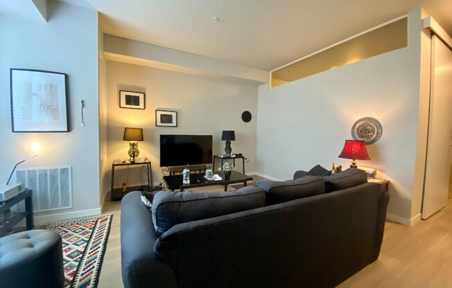 1 bed, 1 bath, 617 sqft, $1,545, Unit 122