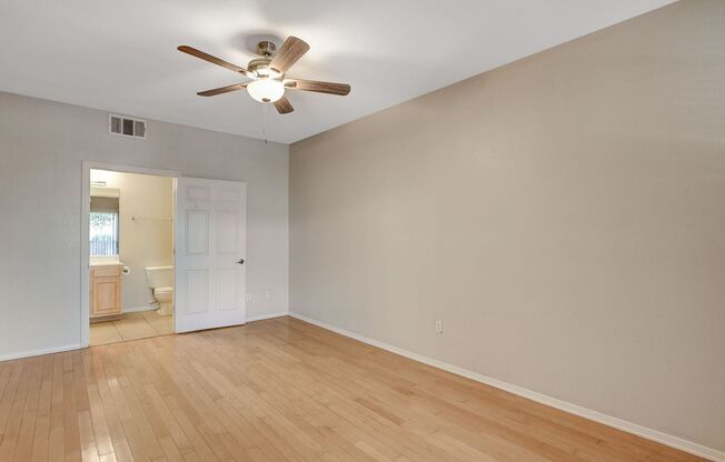 2 beds, 2 baths, $1,600