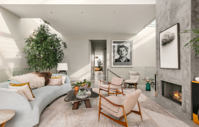321 GREENWICH ST