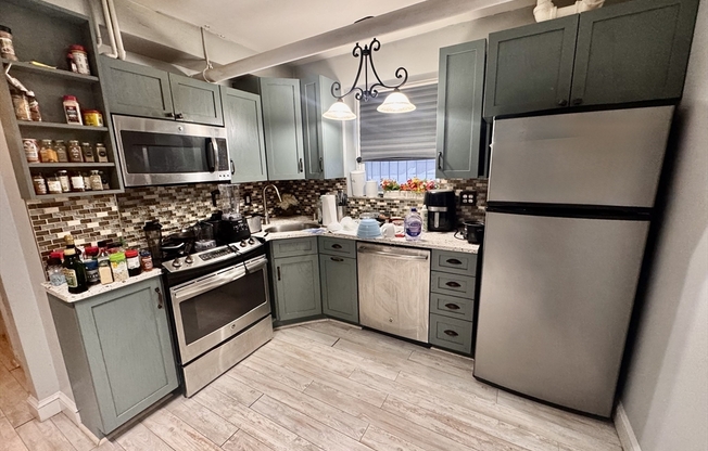 1662 Commonwealth Ave 14