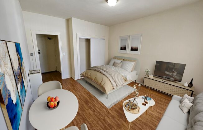 531 South Berendo Street