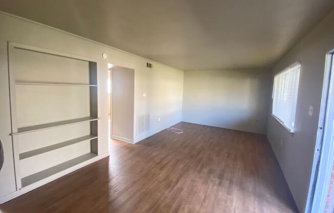 1 bed, 1 bath, 575 sqft, $780, Unit 35