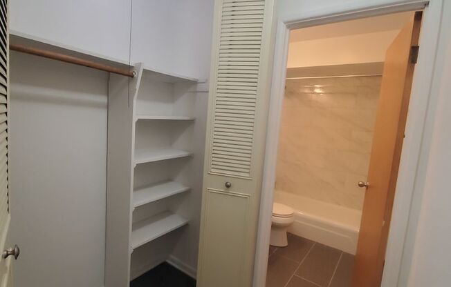 Studio, 1 bath, $1,500, Unit #212