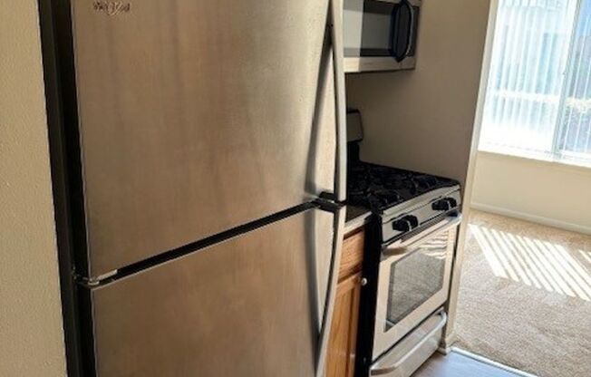 1 bed, 1 bath, 715 sqft, $1,575, Unit 00 - U- 2