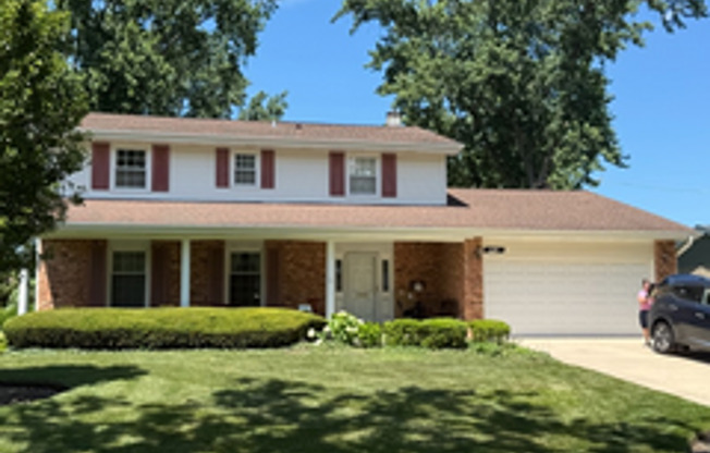 614 69th St Darien, IL 60561