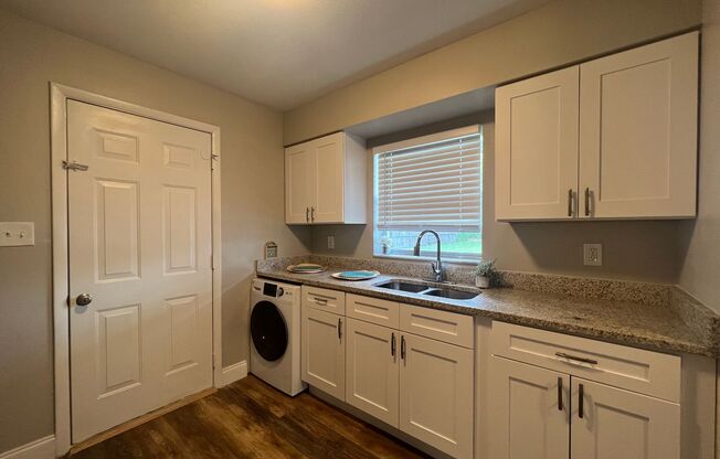 2 beds, 1 bath, 641 sqft, $1,449, Unit 310