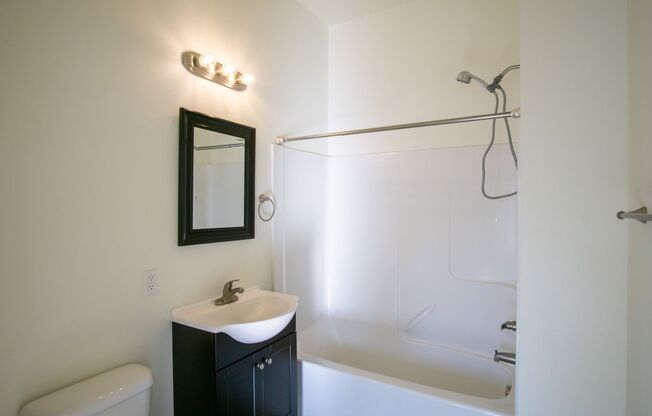 Studio, 1 bath, 360 sqft, $1,225, Unit 5625-104