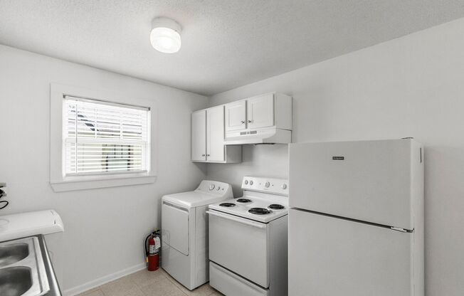2 beds, 1 bath, 714 sqft, $1,078, Unit 4124-2