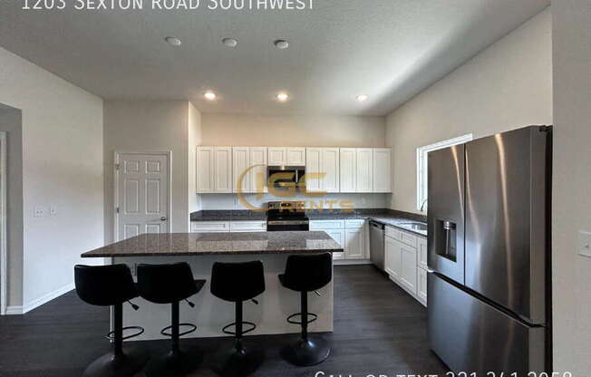 1203 SEXTON RD SW