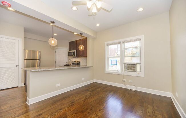 Renovated 2 Bed in Great Logan Square / East Humboldt Location