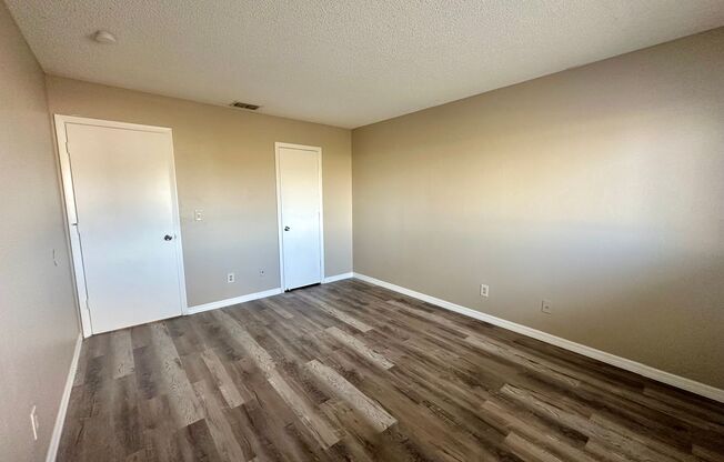 2 beds, 1 bath, 882 sqft, $1,625, Unit 829 Gleason Pkwy #2