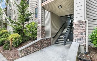 2 beds, 2 baths, $2,499