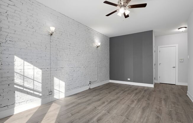 3 beds, 1 bath, 850 sqft, $2,550, Unit 1906-1
