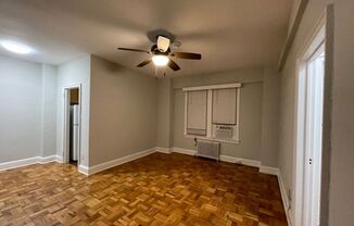 Studio, 1 bath, 300 sqft, $1,700, Unit 706