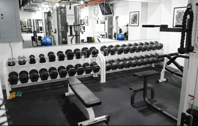 2 beds, 1 bath, 900 sqft, $5,000, Unit 6K