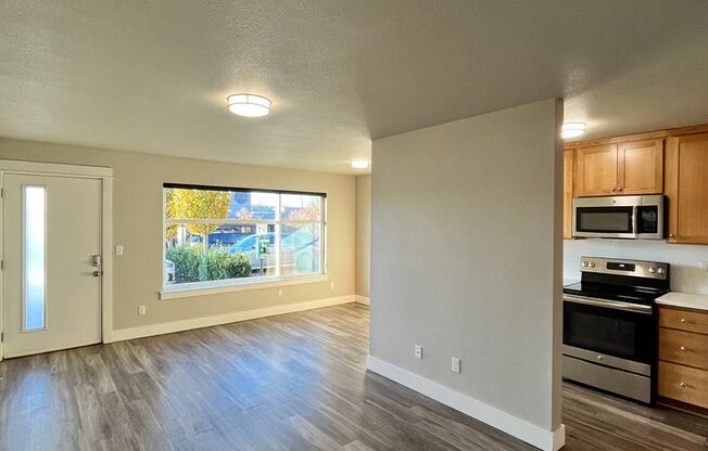 1 bed, 1 bath, $1,545, Unit 16