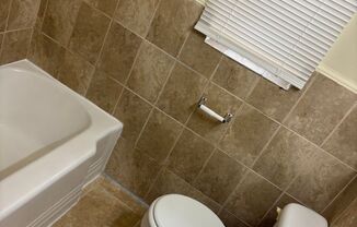 1 bed, 1 bath, $850, Unit 2407BPA