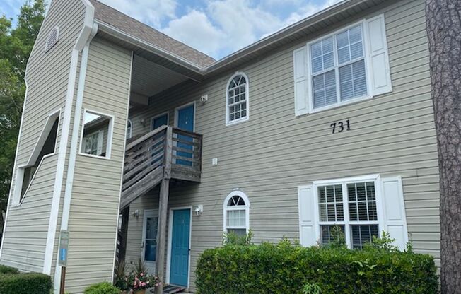 2 beds, 2 baths, $1,600