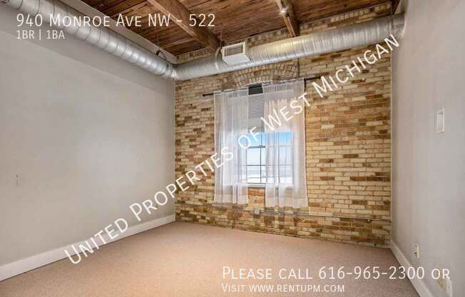 940 Monroe Ave NW