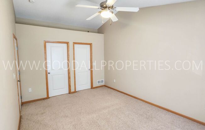 2 beds, 2.5 baths, $1,495