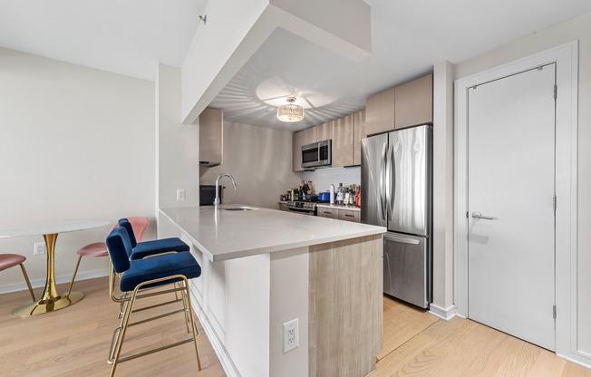 171 W 131 ST