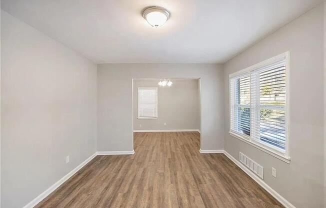 2077 ROSEWOOD RD