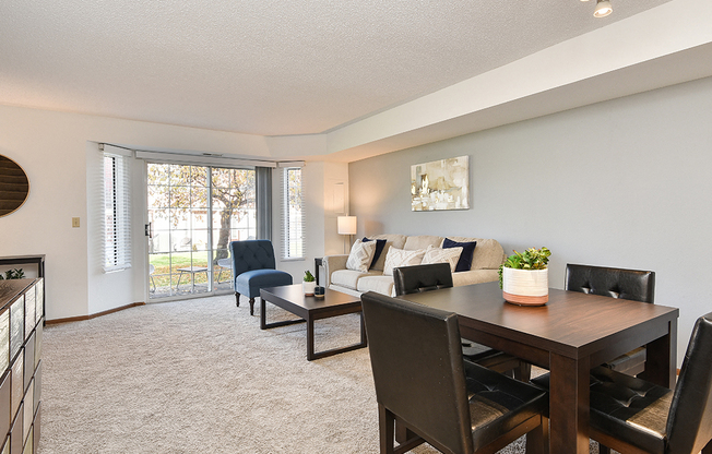 Bass Lake Hills Townhomes - Living Room
