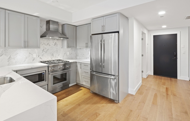 1 bed, 1 bath, 732 sqft, $3,200, Unit 204