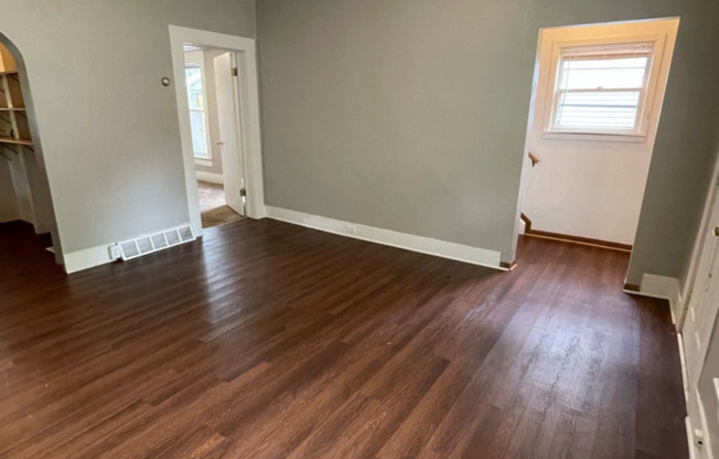 3 beds, 1 bath, $1,500