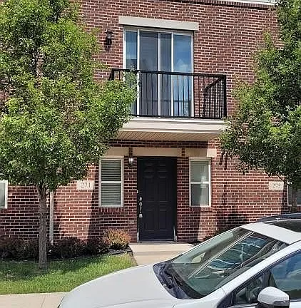 271 E PALMER ST # 2