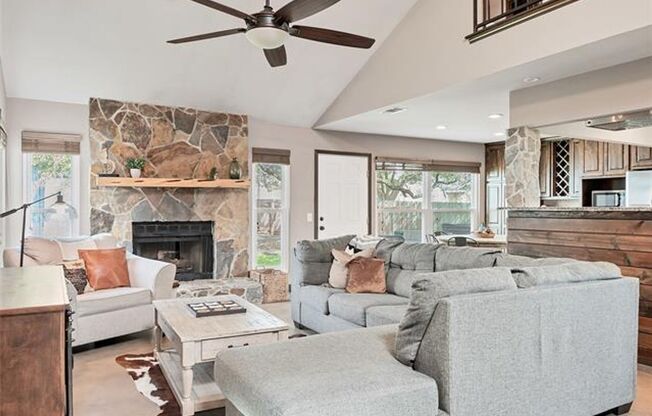 Stylish Cedar Park Retreat with Designer Touches – Fully Furnished Option Available