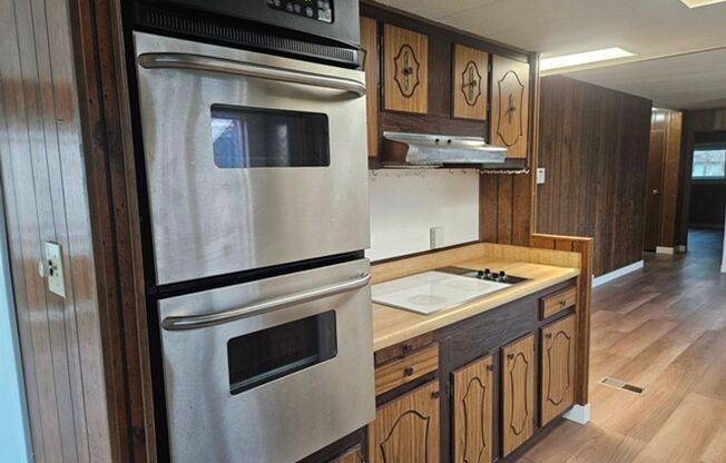 3Bd/2Ba Manufactured Home - For viewing!