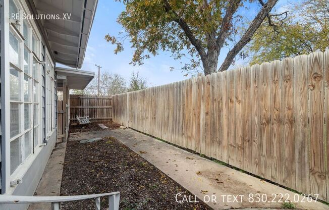 311 KAREN LN