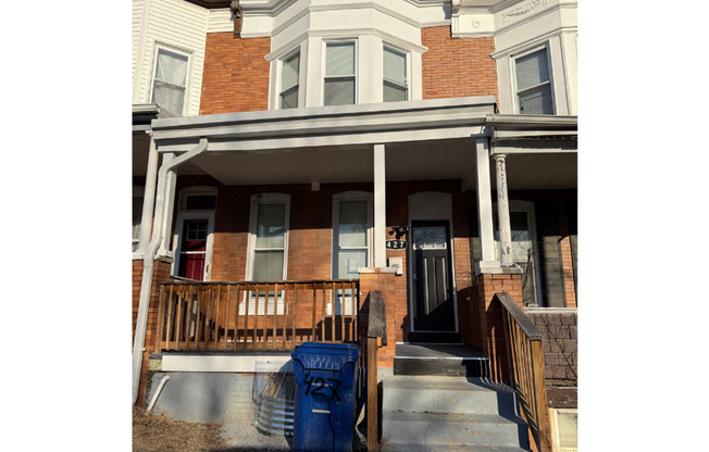 427 S AUGUSTA AVE