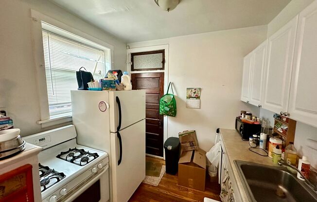 Studio, 1 bath, 750 sqft, $1,350, Unit 1942-6
