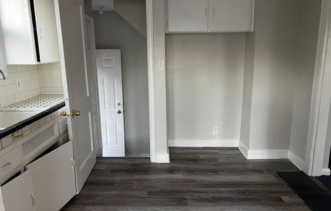 3 bedroom, 1 bath home near 8 mile and Hayes with basement and garage $1200 per month