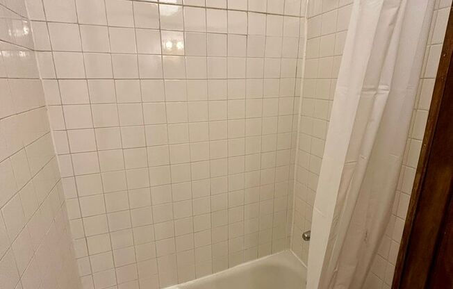1 bed, 1 bath, 425 sqft, $1,745, Unit 233-103