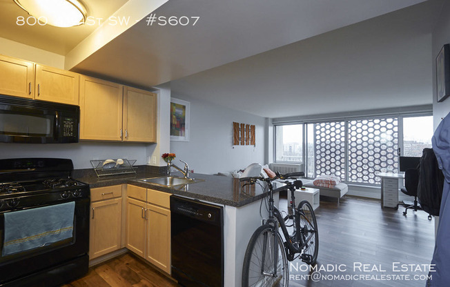 800 4 ST SW