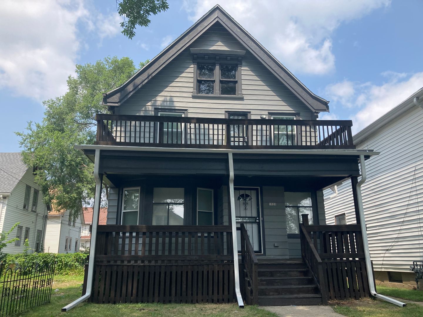 1920-20A W MELVINA ST