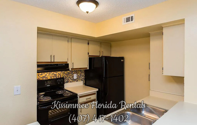 Beautiful 1st floor Condo with 1 bed and 1 bath in the heart of Kissimmee