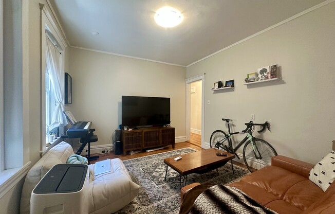 57 STRATHMORE RD