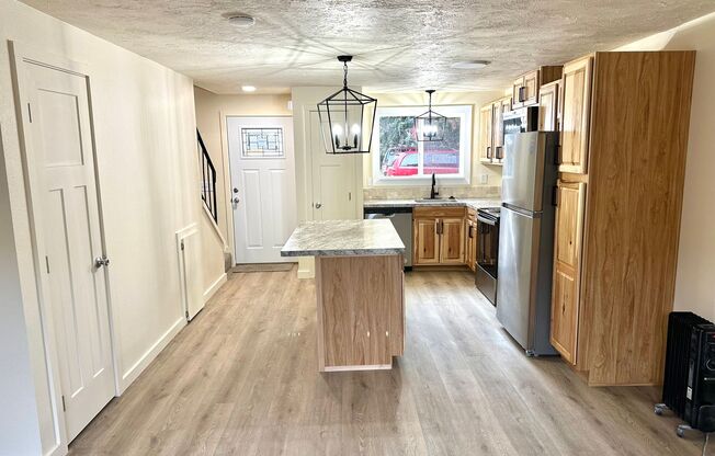 2 beds, 1.5 baths, 800 sqft, $1,499, Unit 1683C