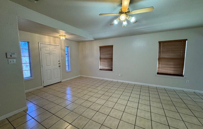 Lovely 2 bedroom 2 bath home - Culdesac