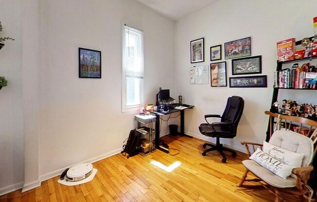 Recently Rehabbed Wrigleyville Two Bed Two Bath