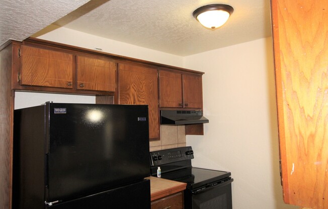 2 beds, 1 bath, 825 sqft, $795, Unit 12B