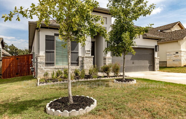 1149 CADOGAN SQUIRE